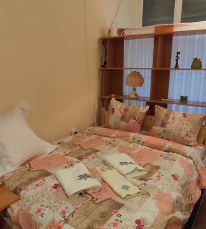 Comfortable And Cosy Studio Near Ndk Sofia Exterior foto