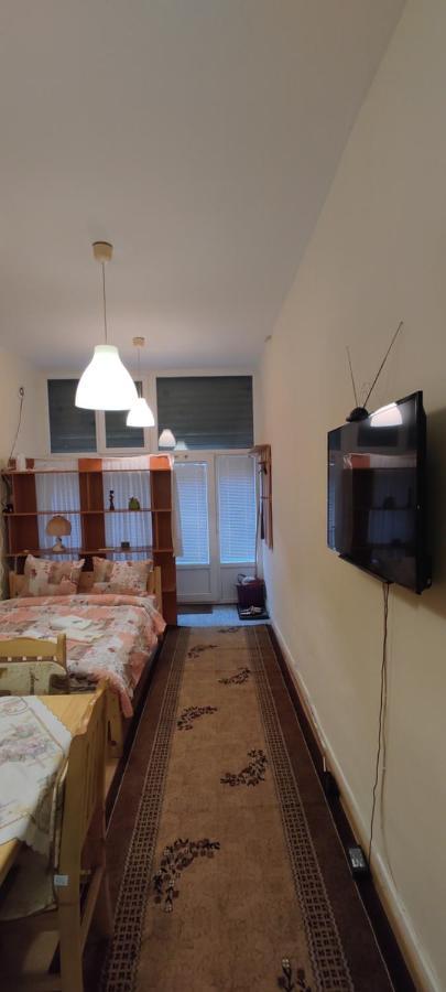 Comfortable And Cosy Studio Near Ndk Sofia Exterior foto