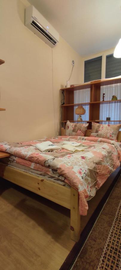 Comfortable And Cosy Studio Near Ndk Sofia Exterior foto